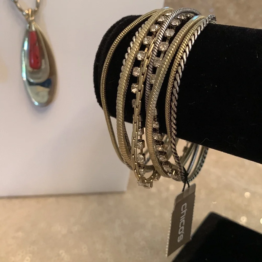 Chicos antique gold/red necklace, dangle earrings & magnetic NWT bracelet LC130